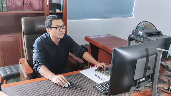 Boss involved in R&D011